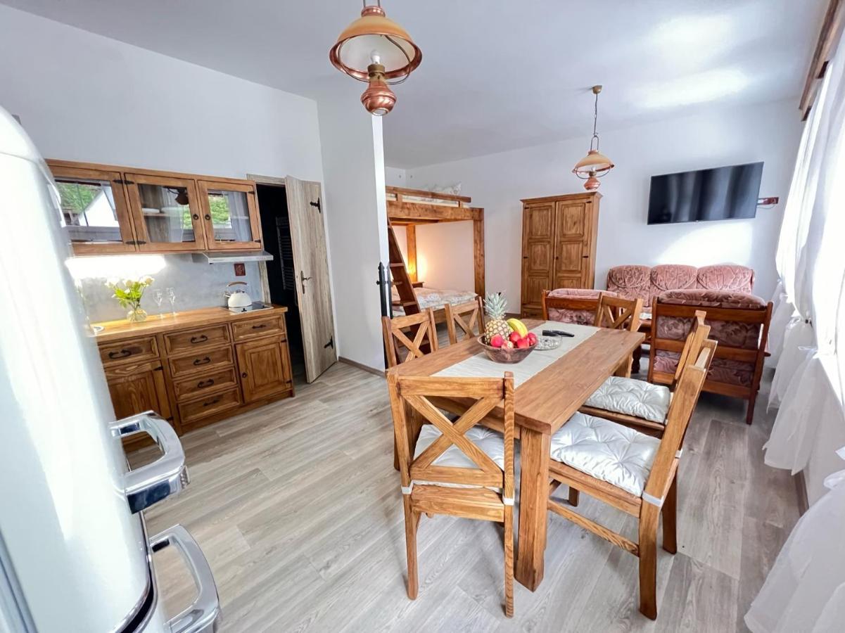 Pension Pod Skalou ฮเรนสโก ภายนอก รูปภาพ